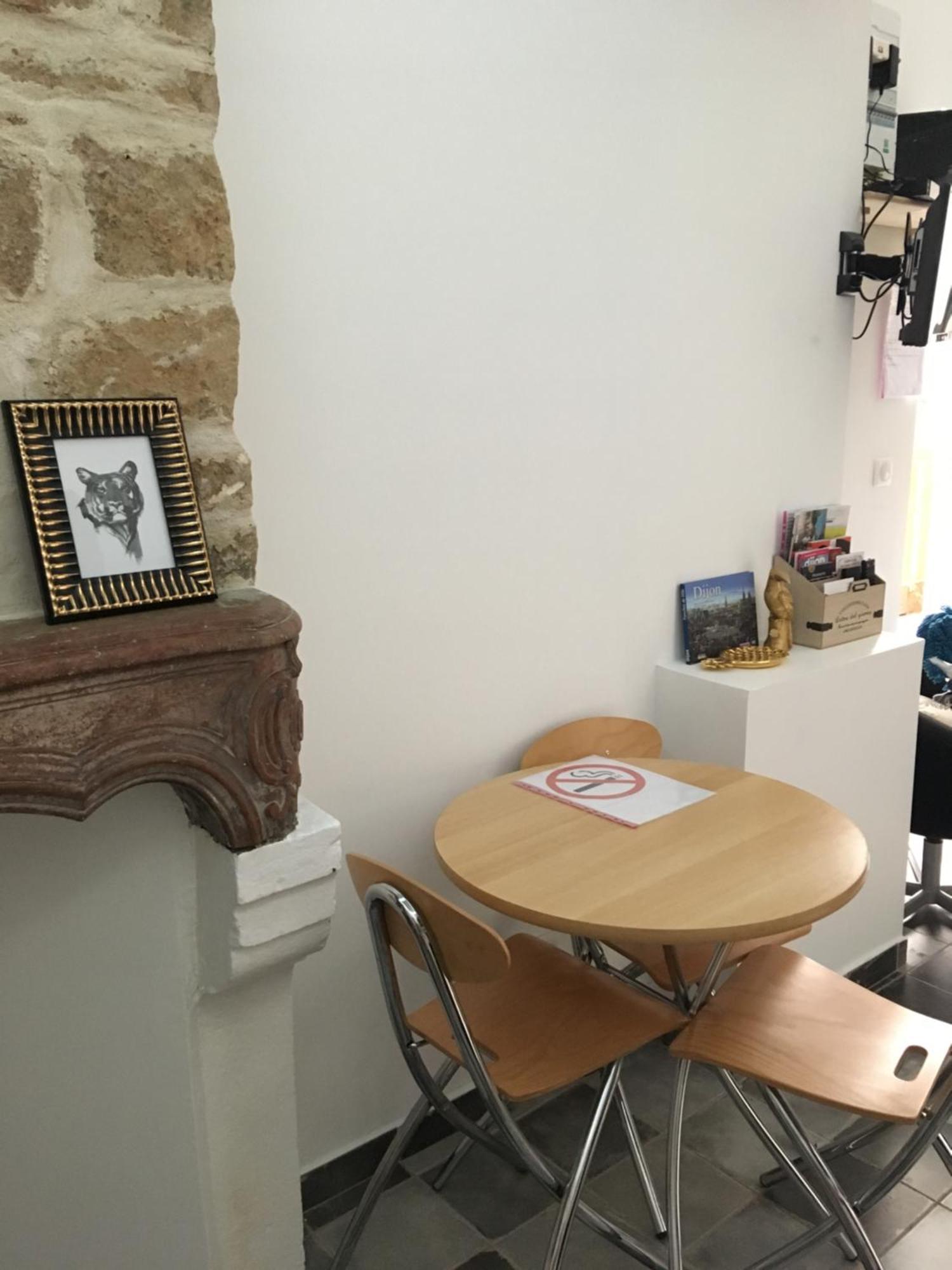 Studio Sur Cour Interieure Centre Historique St Benigne Dijon Luaran gambar
